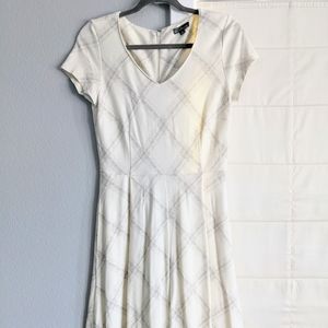 LL Bean Signature fit and flare dress Cream  6 Knee Length